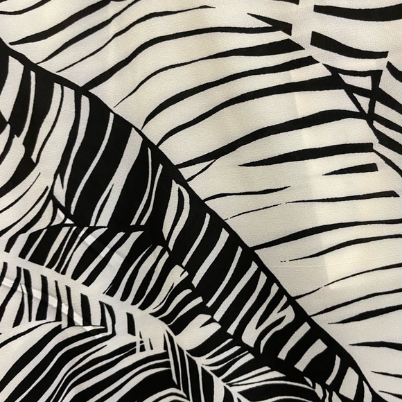 NEW Suit Blouse - Calvin Klein - Picture 7 of 13